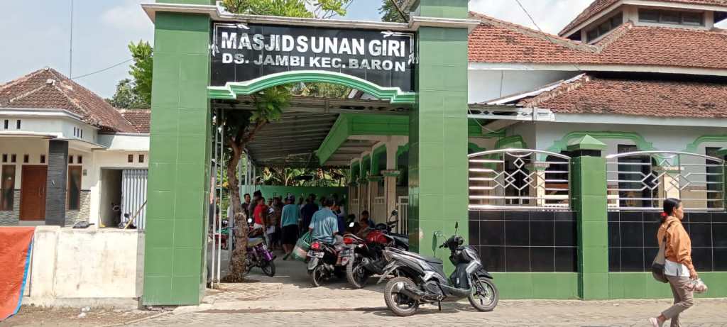 SEMARAK QURBAN DI MASJID MAUPUN MUSHOLA