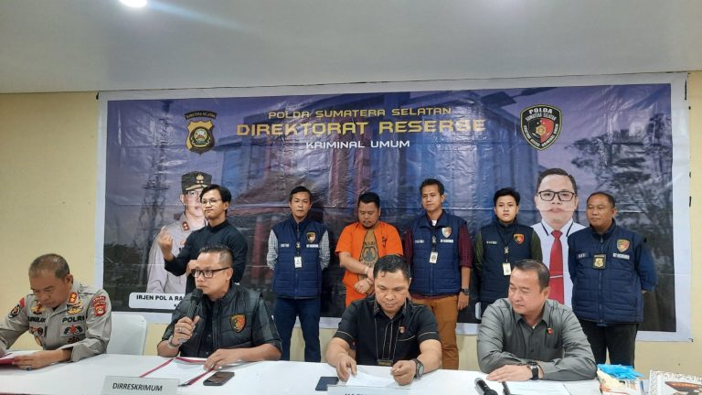 Janji Bisa Loloskan Menjadi Anggota Polri, AH Brimob Gadungan Berpangkat Kompol Raup Uang Rp. 345 Juta