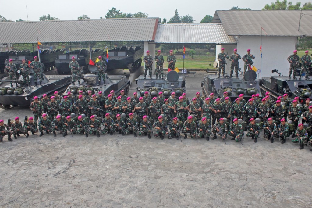 Prajurit Yonranratfib 2 Mar Apel Kesiapan Personel Dan Material Satgas Operasi Trisila TNI AL Oleh Asops Danpasmar 2