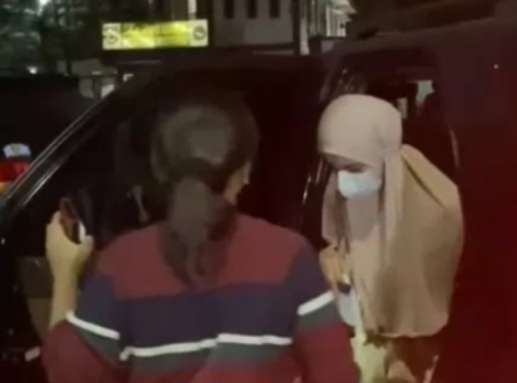 Selebgram Cut Intan Nabila Datangi Polres Bogor Guna Laporkan Suaminya